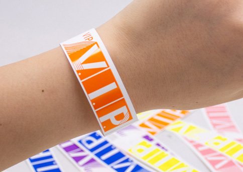 أساور VIP